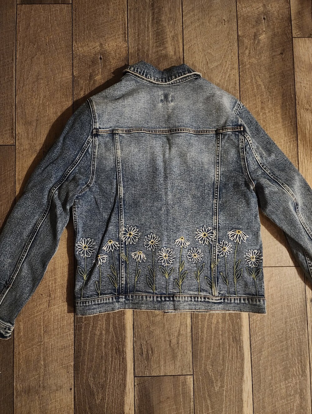 Driftwood Denim Jacket - Picture 2 of 12